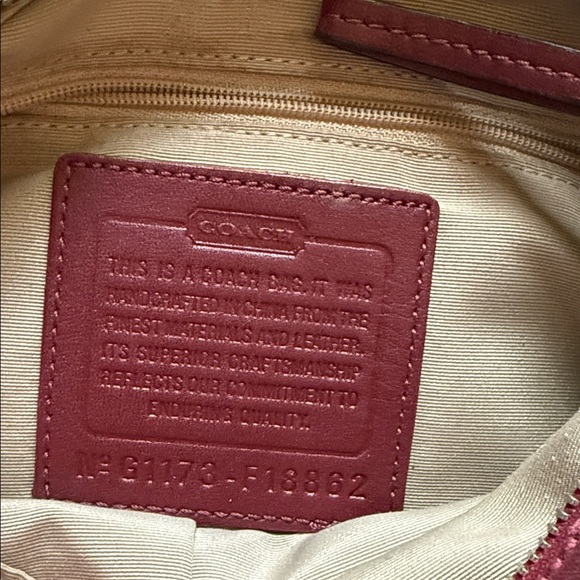 Coach Burgundy Shoulder Bag with Chain Detail - Picture 2 of 6